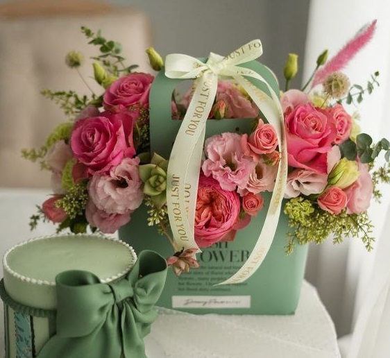 29 مدل گل افتتاحیه ویژه با گل های طبیعی 31